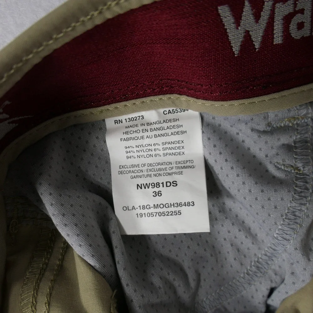 Wrangler Mens Outdoor Cargo Shorts 36 Tan NW981DS Hiking Gorpcore Camping Earthy